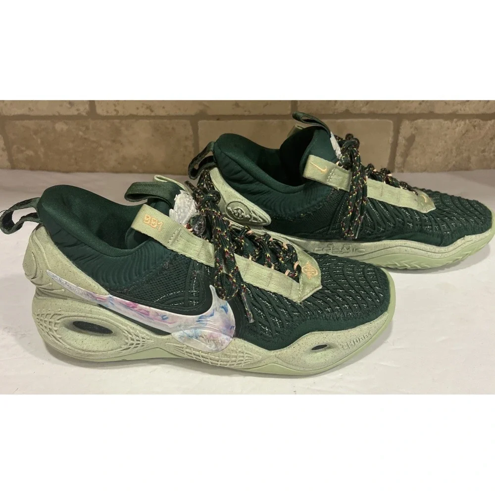 Nike Cosmic Unity TB Gorge Green Honeydew Team Bank DM4426 300 Size 5 Sneakers